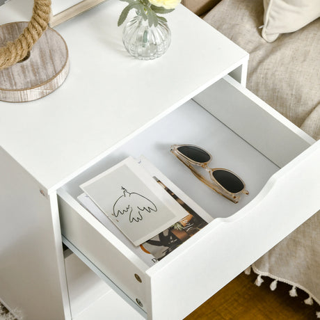 HOMCOM Bedside Table, Bedside Cabinet with 3 Drawers, Side End Table with Pine Wood Legs for Bedroom Living Room, White