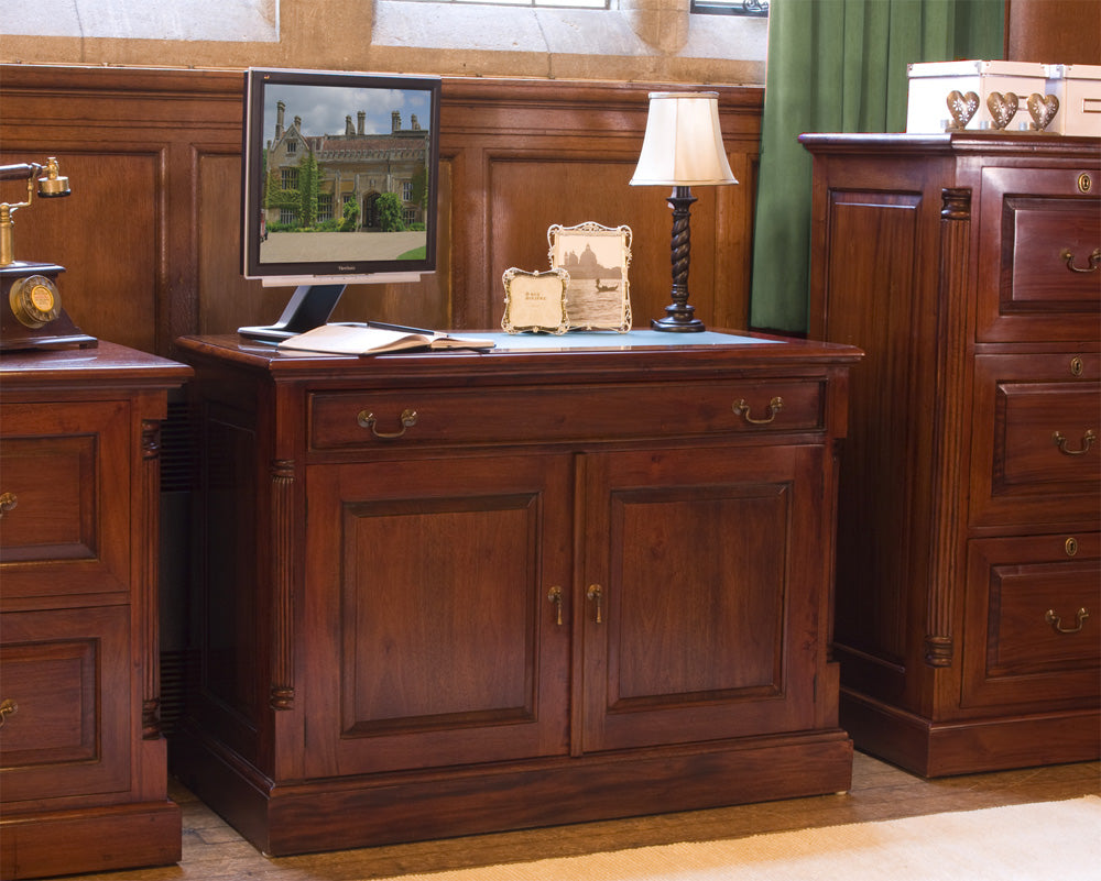 La Roque Hidden Home Office