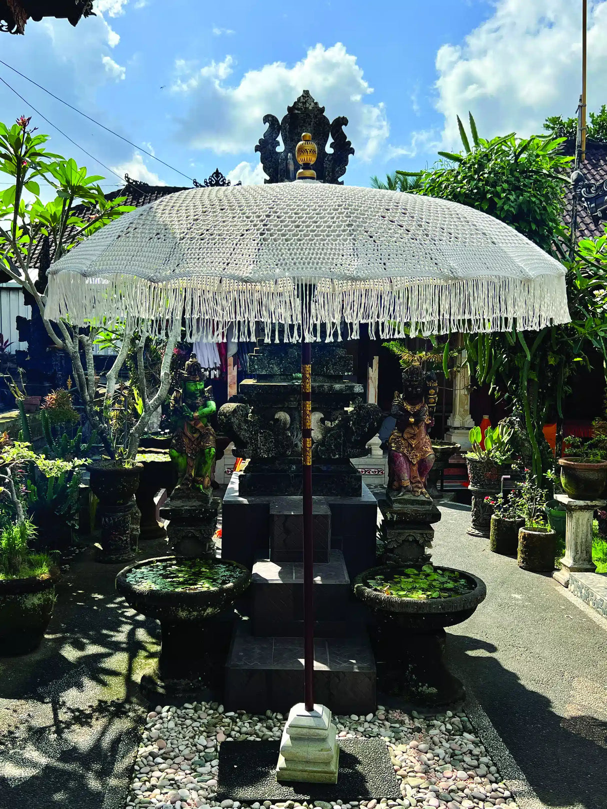 Bali Sun Parasol White Macrame 2m (With Screw Pole Fitting)