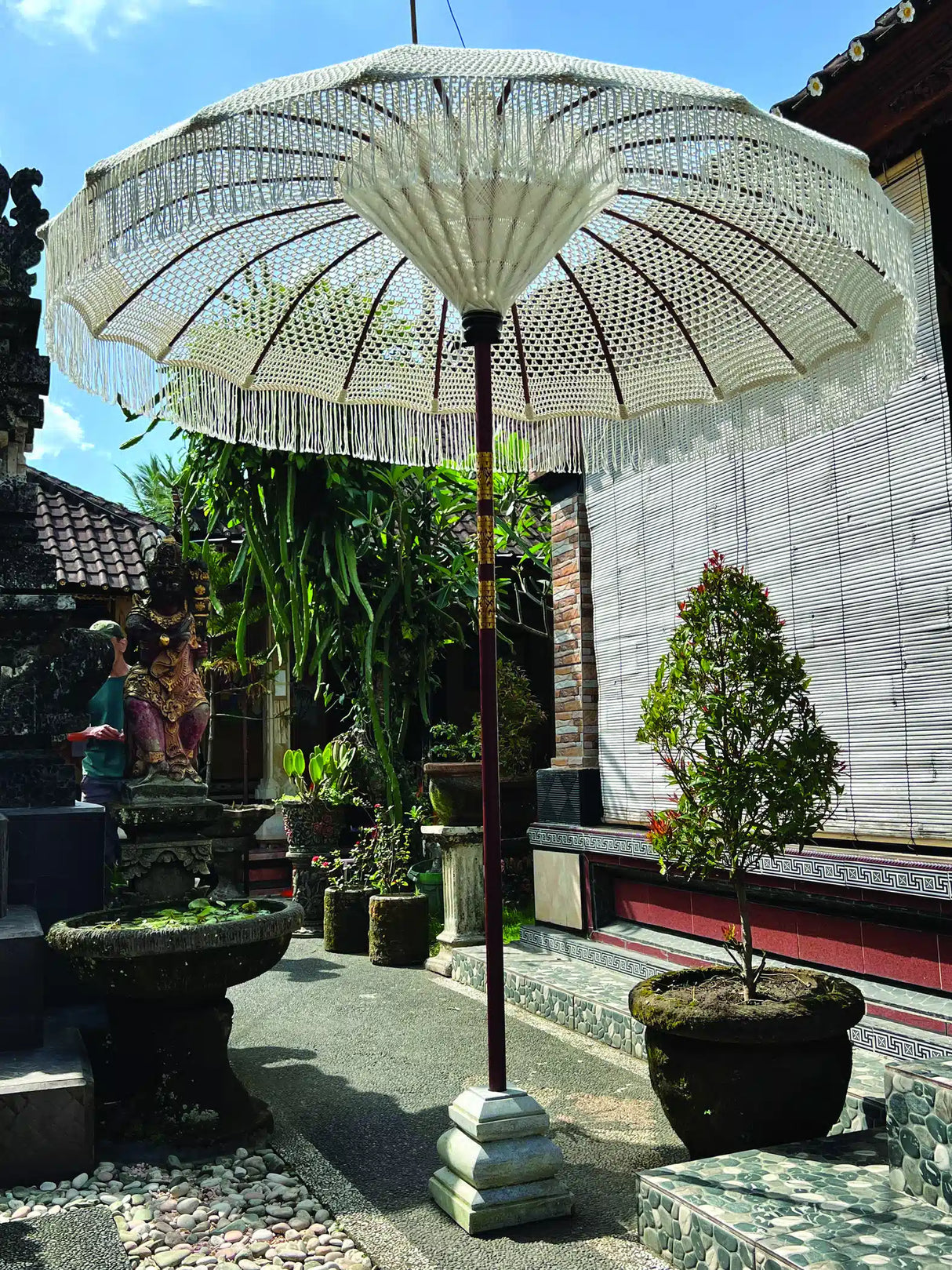 Bali Sun Parasol White Macrame 2m (With Screw Pole Fitting)