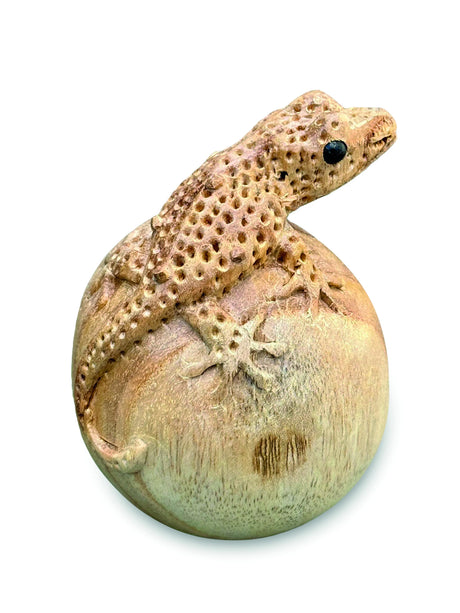 Hand-Carved Gecko On Egg Small 10cm