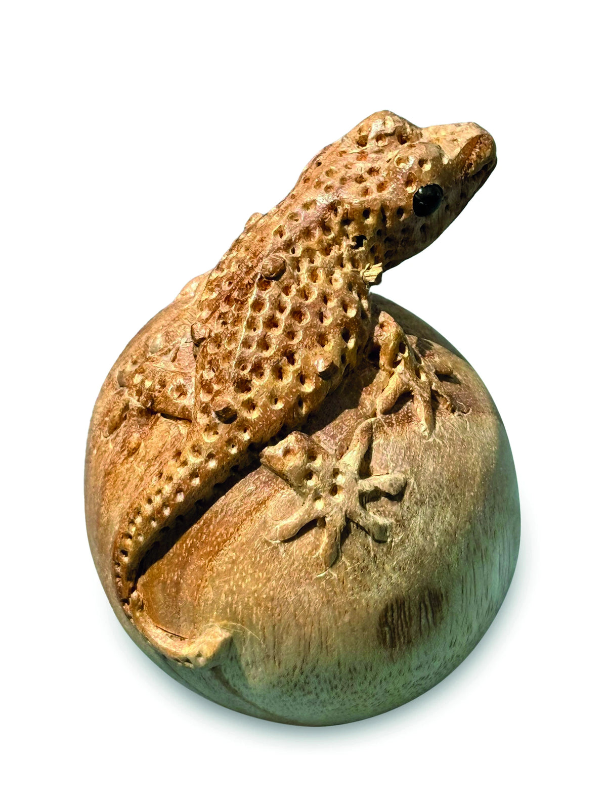 Hand-Carved Gecko On Egg Small 10cm