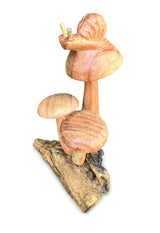 SNAIL ON MUSHROOM 17 CM