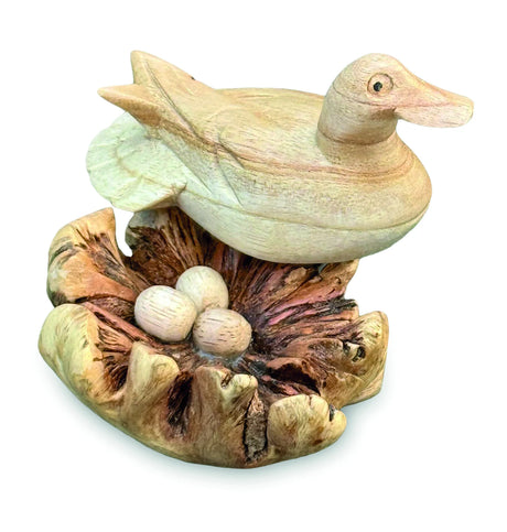 NESTING DUCK WITH EGGS 11 CM