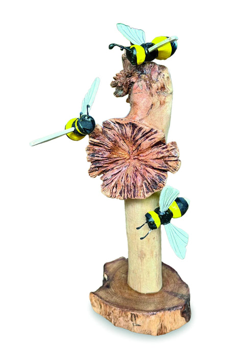 PAINTED 3 BUMBLEBEES ON PARASITE WOOD 18 CM