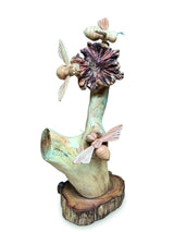 Natural 3 Bumblebees On Parasite Wood 18cm