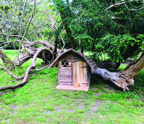 ROOT DOG LOG CABIN