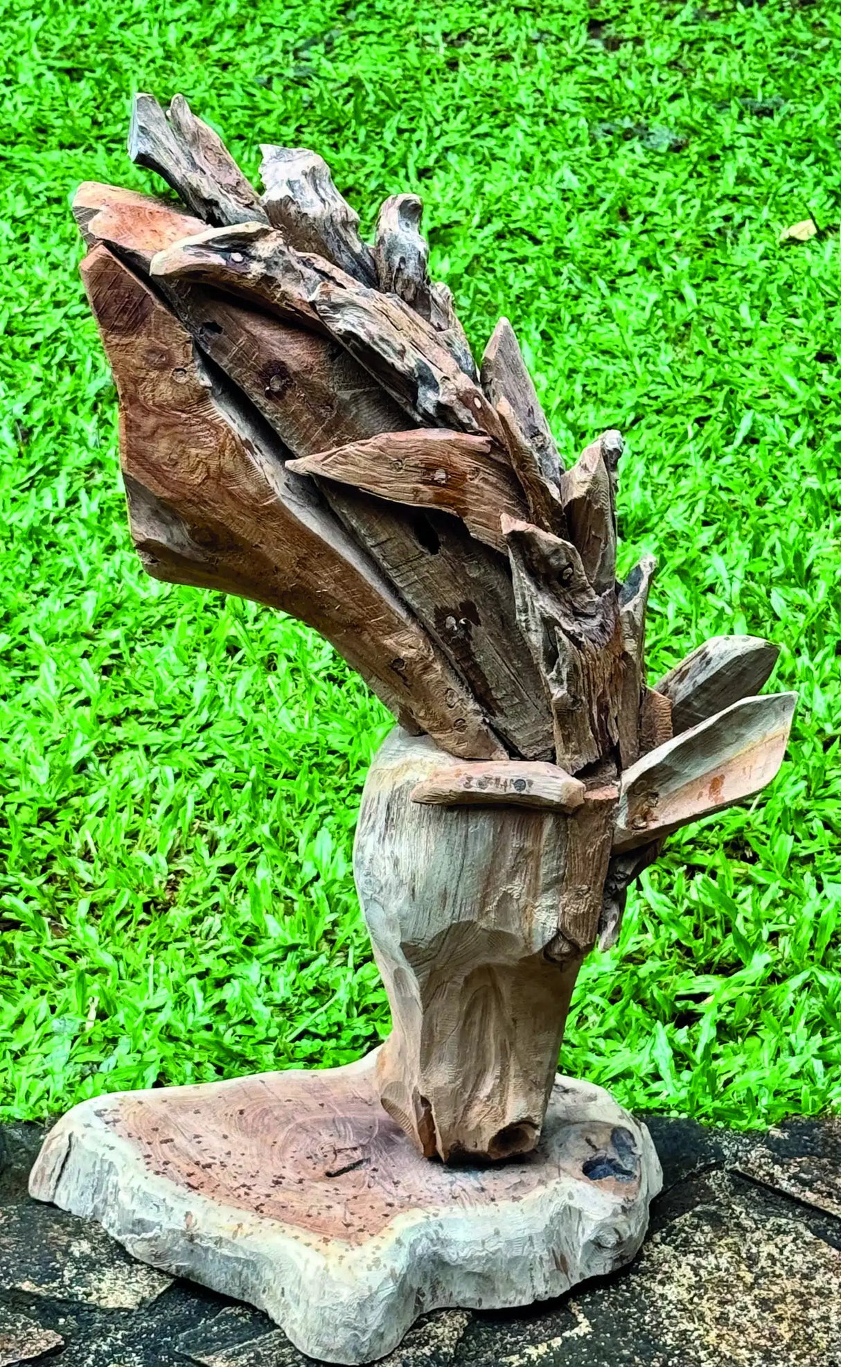 Grazing Horse Head 75cm