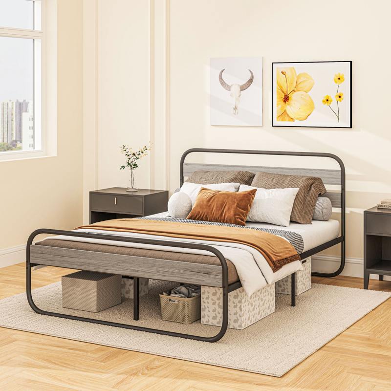 HOMCOM King Size Steel Industrial Bed Frame - Black