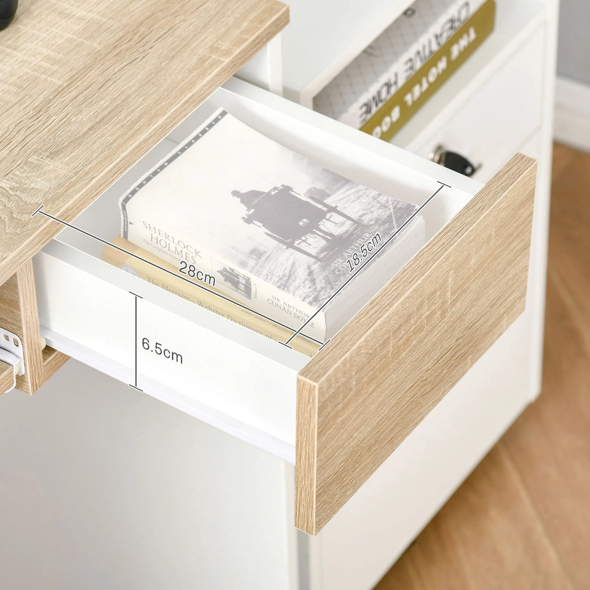 HOMCOM 80cm Compact Computer Desk with Keyboard Tray, Home Office Desk with Drawer for Bedroom Study, Oak