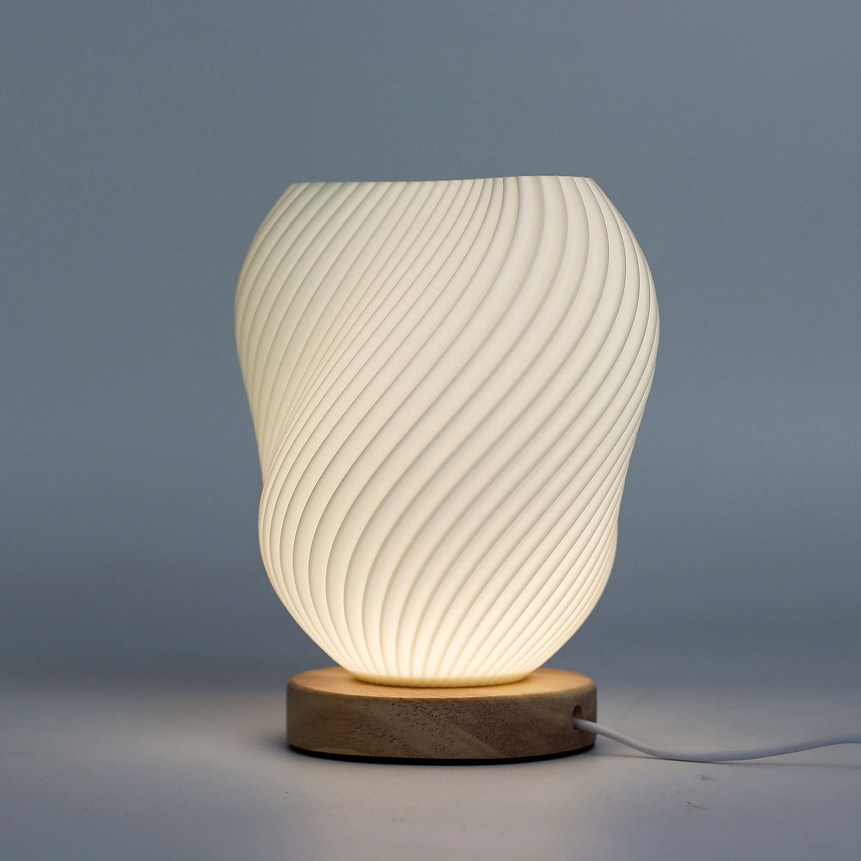 New Wave Lamp - USB - 3 settings - Shell Twisted