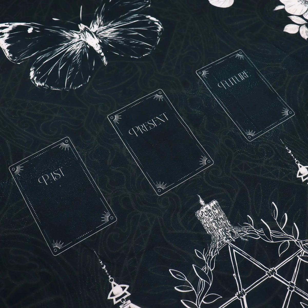Tarot Reading Cloth - Ancient Witch
