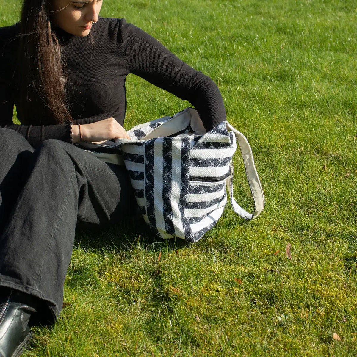 Nomad Sari Jacquard Natural Wander Muse Bags - Atlas Nomad