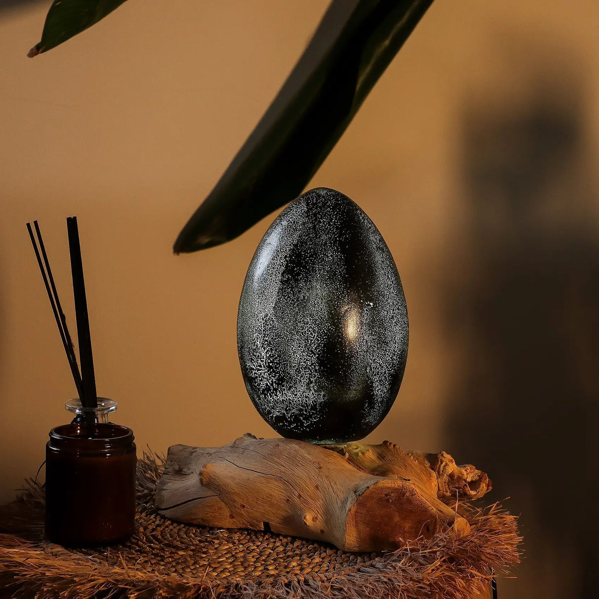 DriftGlow Lamp Crackle Lava Egg Shade - Grey