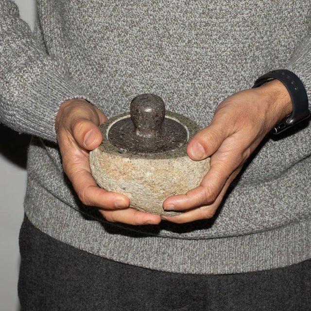 Natural Riverstone Grounding Pot -Medium (aprox 12x8cm)