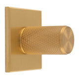 KNURLED KNOB ON SQUARE BACKPLATE - SATIN BRASS - SET