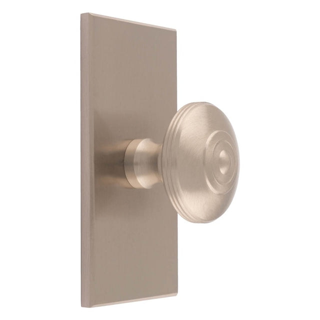 32MM ANDERSON KNOB ON SQUARE BACKPLATE - SATIN NICKEL - SET