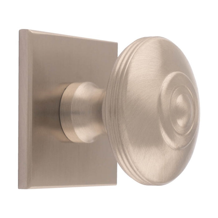 38MM ANDERSON KNOB ON SQUARE BACKPLATE - SATIN NICKEL - SET