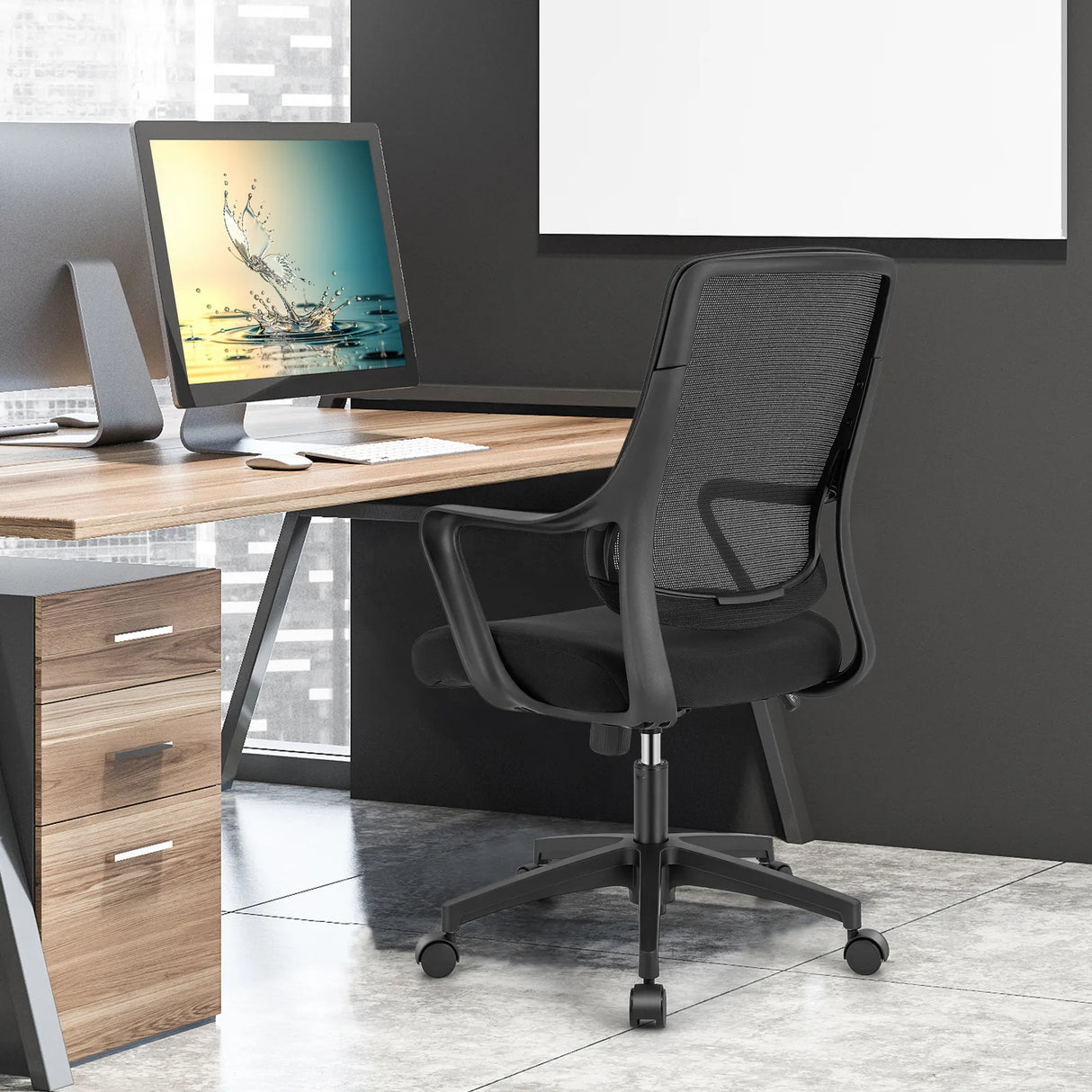 Modern Breathable Mesh Chair with Curved Backrest and Armrest-Black