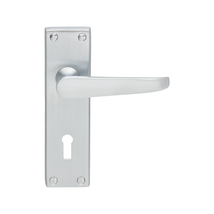 VICTORIAN FLAT LEVER ON BACKPLATE - LOCK 57MM C/C (CONTRACT RANGE) - SATIN CHROME - 155MM X 40MM - PAIR