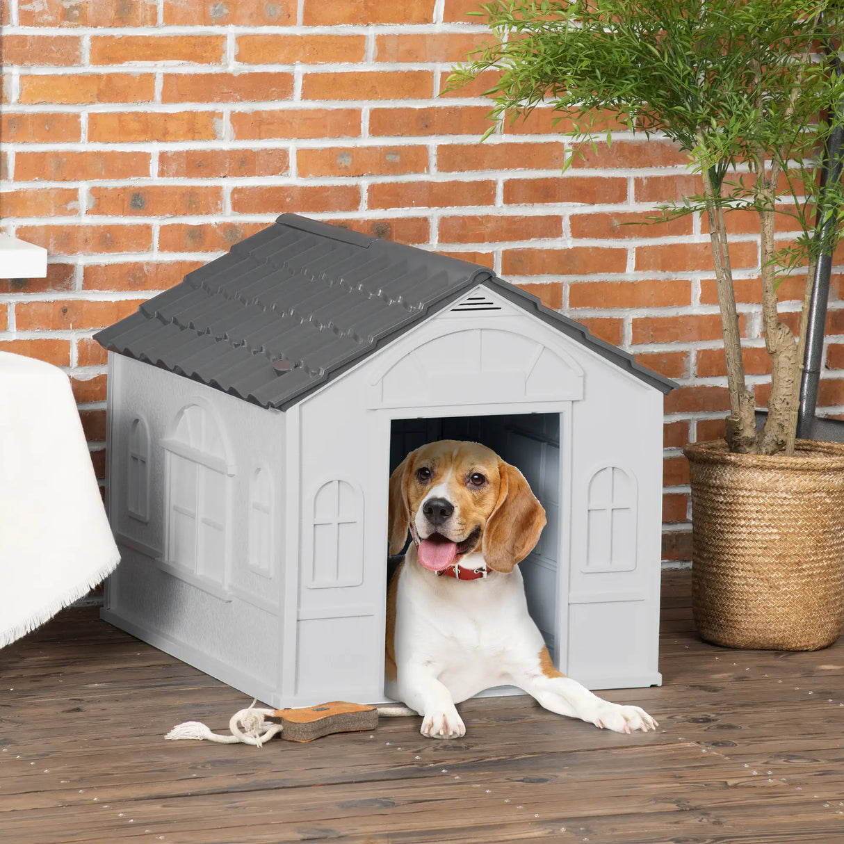 PawHut Plastic Weather-Resistant Dog House, for Indoors and Outdoors, Medium Dogs - Grey