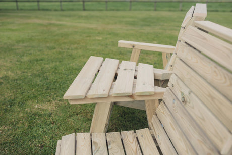 CLOVER LOVE SEATS WITH ANGLED TRAY