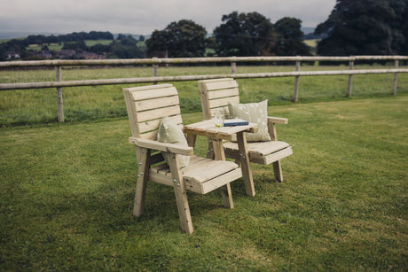 CLOVER LOVE SEATS WITH STRAIGHT TRAY