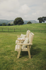 CLOVER LOVE SEATS WITH STRAIGHT TRAY