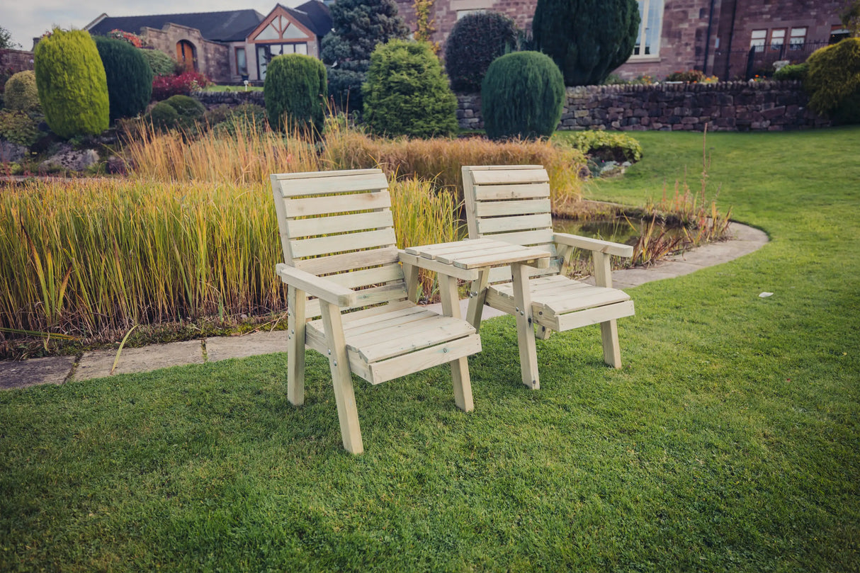 CLOVER LOVE SEATS WITH STRAIGHT TRAY