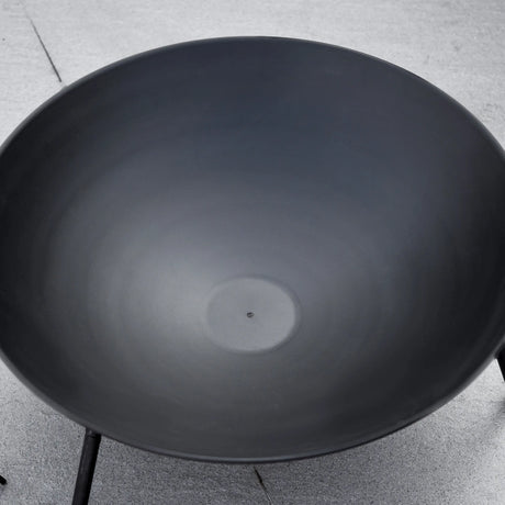 Outsunny Outdoor Fire Pit, Portable Round Firepit with Poker, for Garden, Camping, Bonfire, Picnic, Dia. 47 x 21 cm, Black