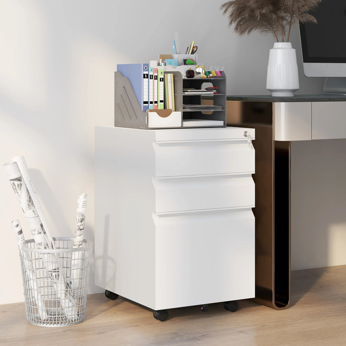 Vinsetto 3-Drawer Filing Cabinet with Lock, Mobile Steel File Cabinet for A4, Legal and Letter Size, Under Desk Drawers with Pre-Assembled Body for Home Office, 37 x 43.5 x 60 cm, White