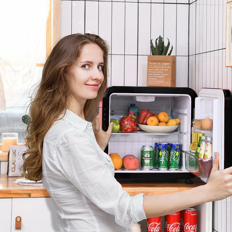 0~10C Compact Refrigerator with Reversible Door for Dorm Apartment-Black