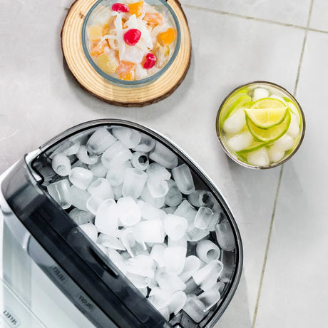 Portable Countertop Ice Maker with Ice Scoop and Basket-White