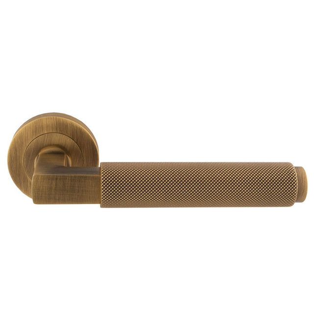 TERAZZO KNURLED LEVER ON CONCEALED FIX ROUND ROSE - ANTIQUE BRASS - PAIR