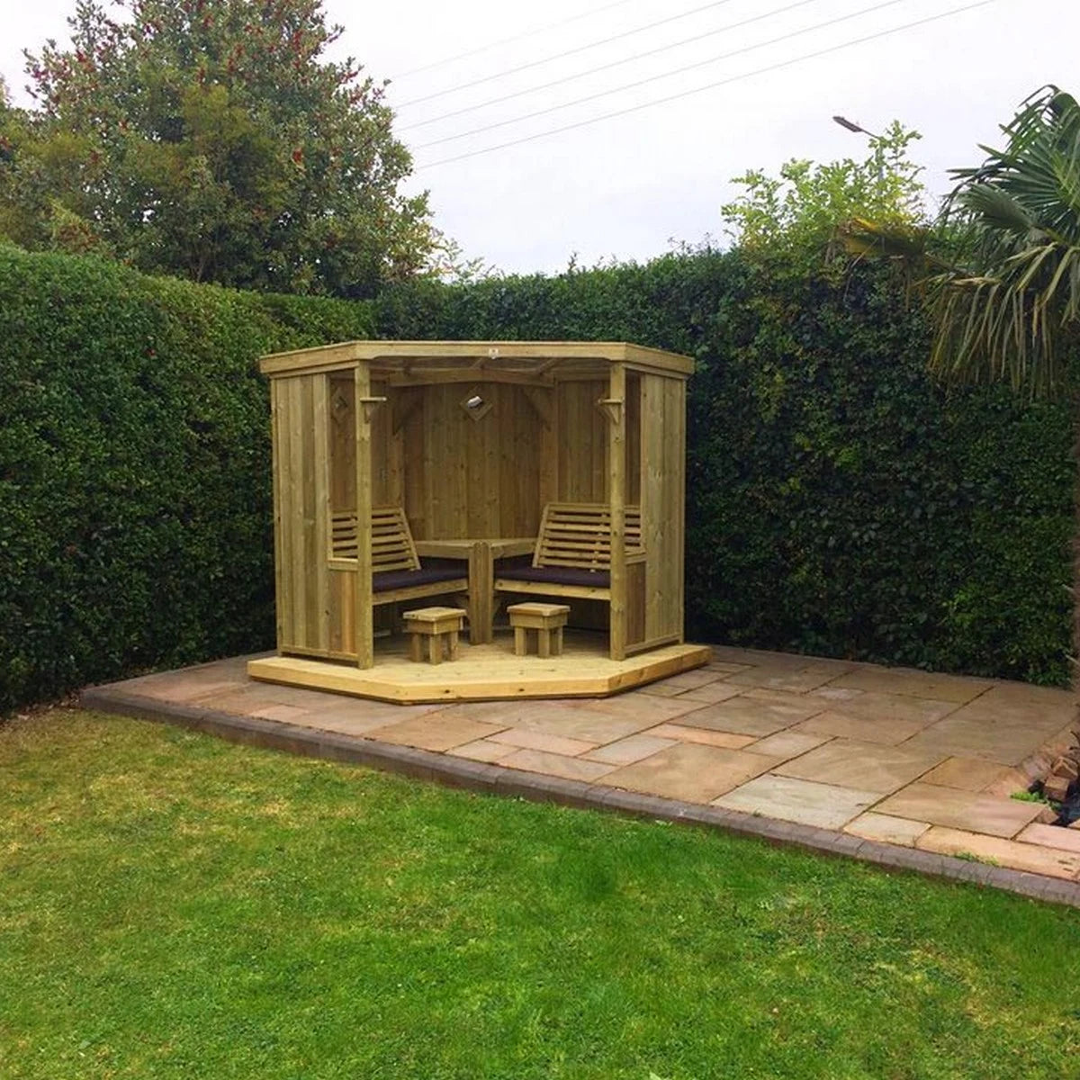 FOUR SEASONS GARDEN ROOM