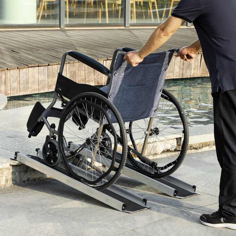 HOMCOM Set of Two 183cm Three-Level Aluminium Wheelchair Ramps