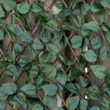 Outsunny 4 Pieces Expanding Trellis Fence, 2m x 1m Decorative Trellis with Artificial Leaves Garden Telescopic Hedge Privacy Screen Greenery Walls for Garden Balcony Home Decor
