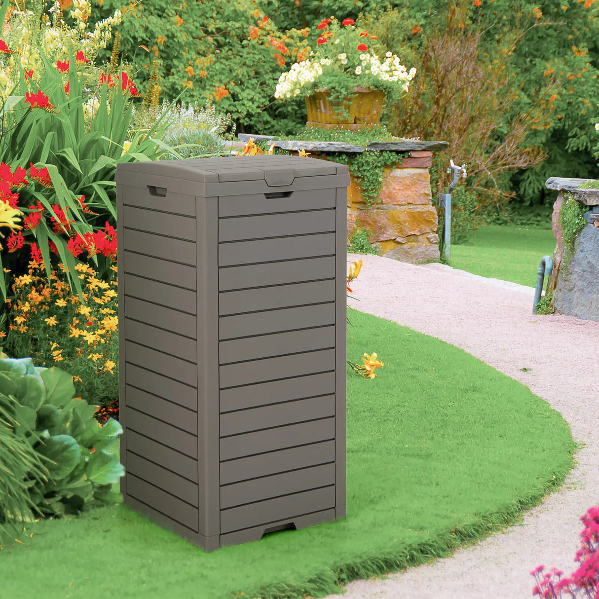 31 Gallon Large Outdoor Trash Can with Lid and Pull-out Liquid Drawer