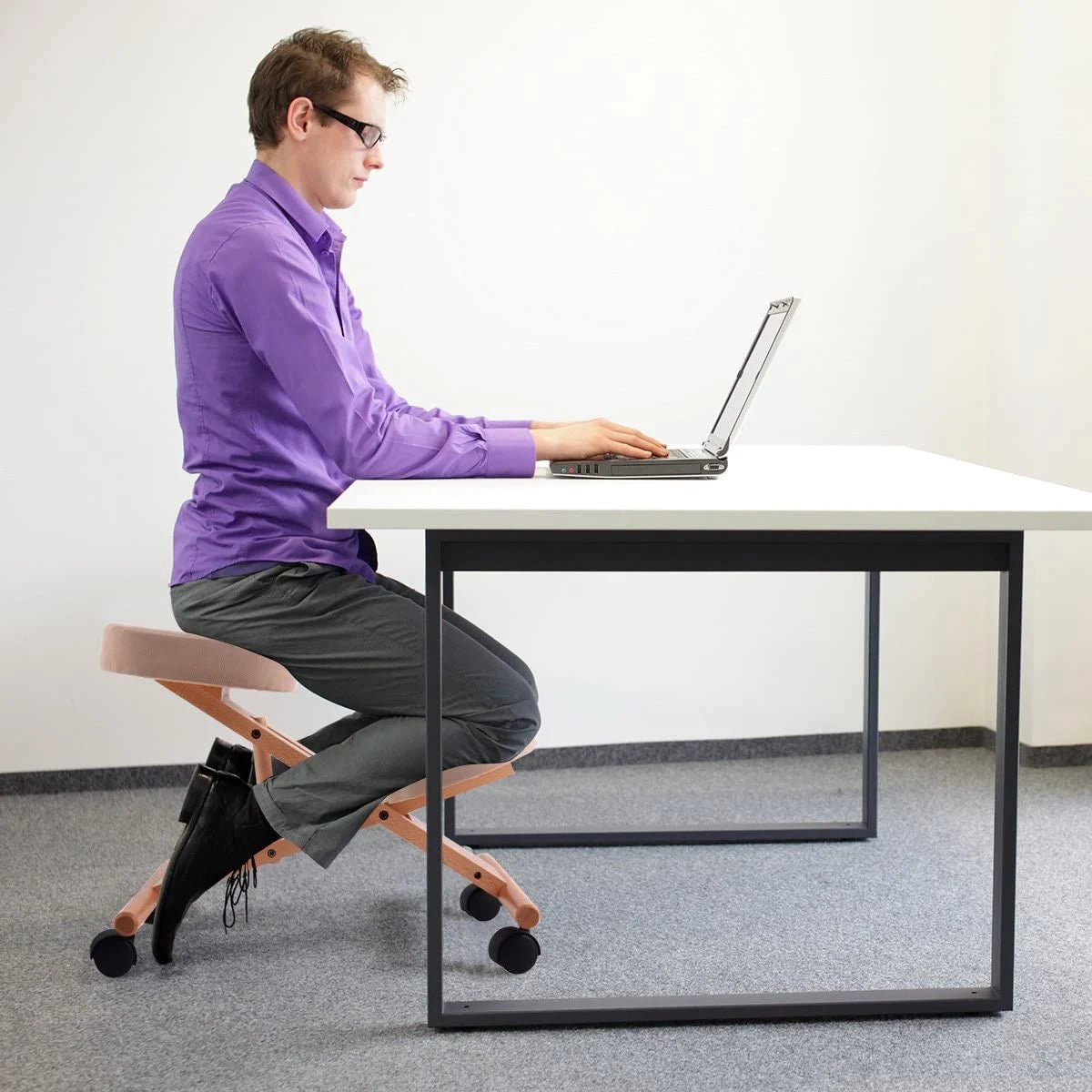 Ergonomic Kneeling Chair Wooden Adjustable Mobile Padded Seat and Knee-beige