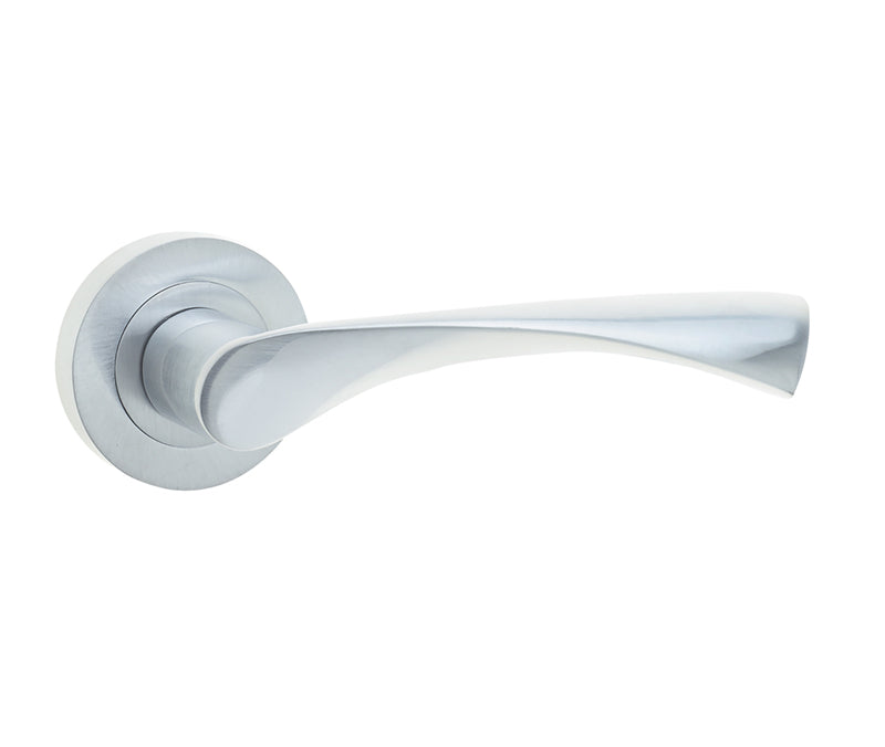 Twirl Door Handles Brass Finish