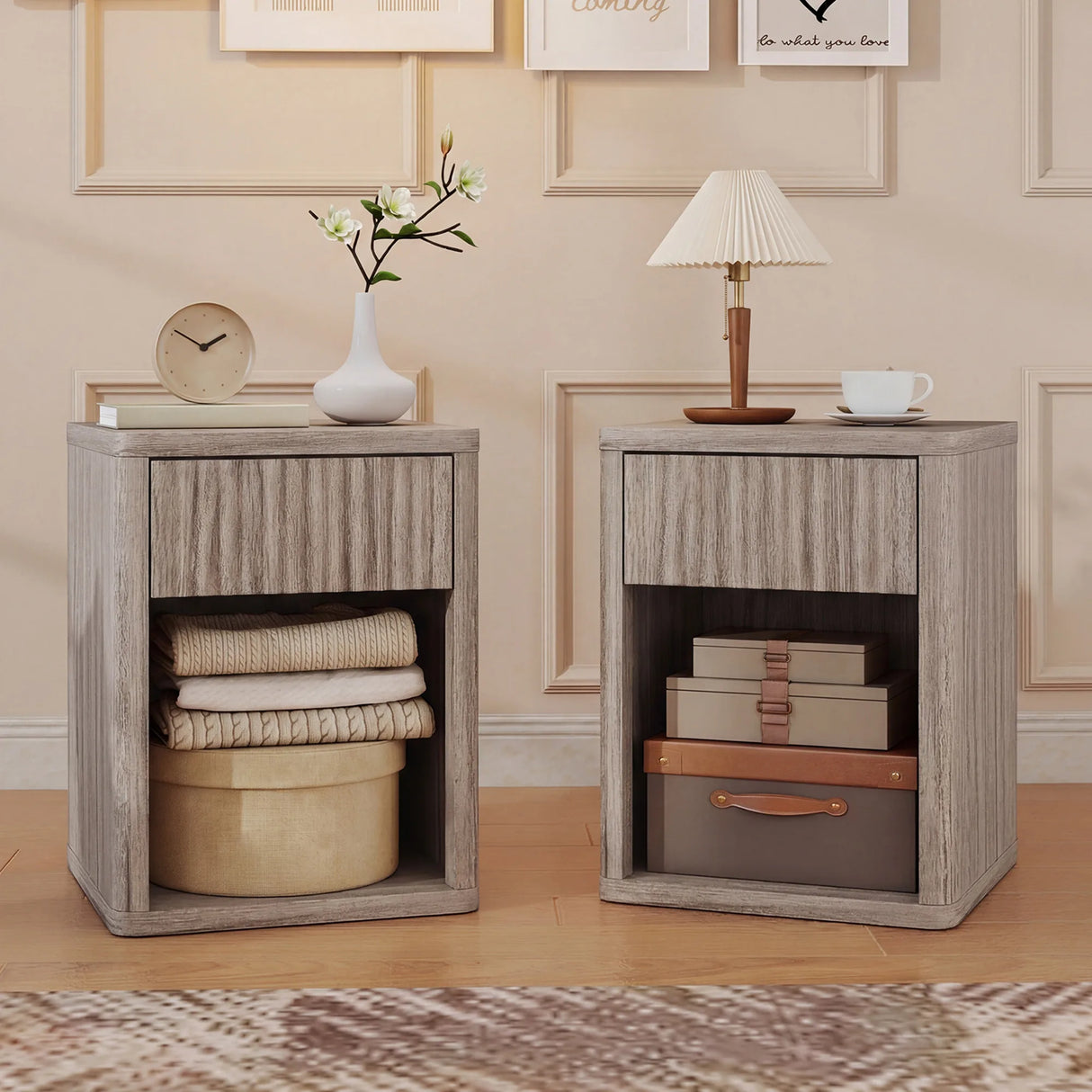 HOMCOM Modern Bedside Table Set of 2, Bedside Cabinet with Drawer and Open Shelf, Side End Table, Nightstand for Bedroom, Oak