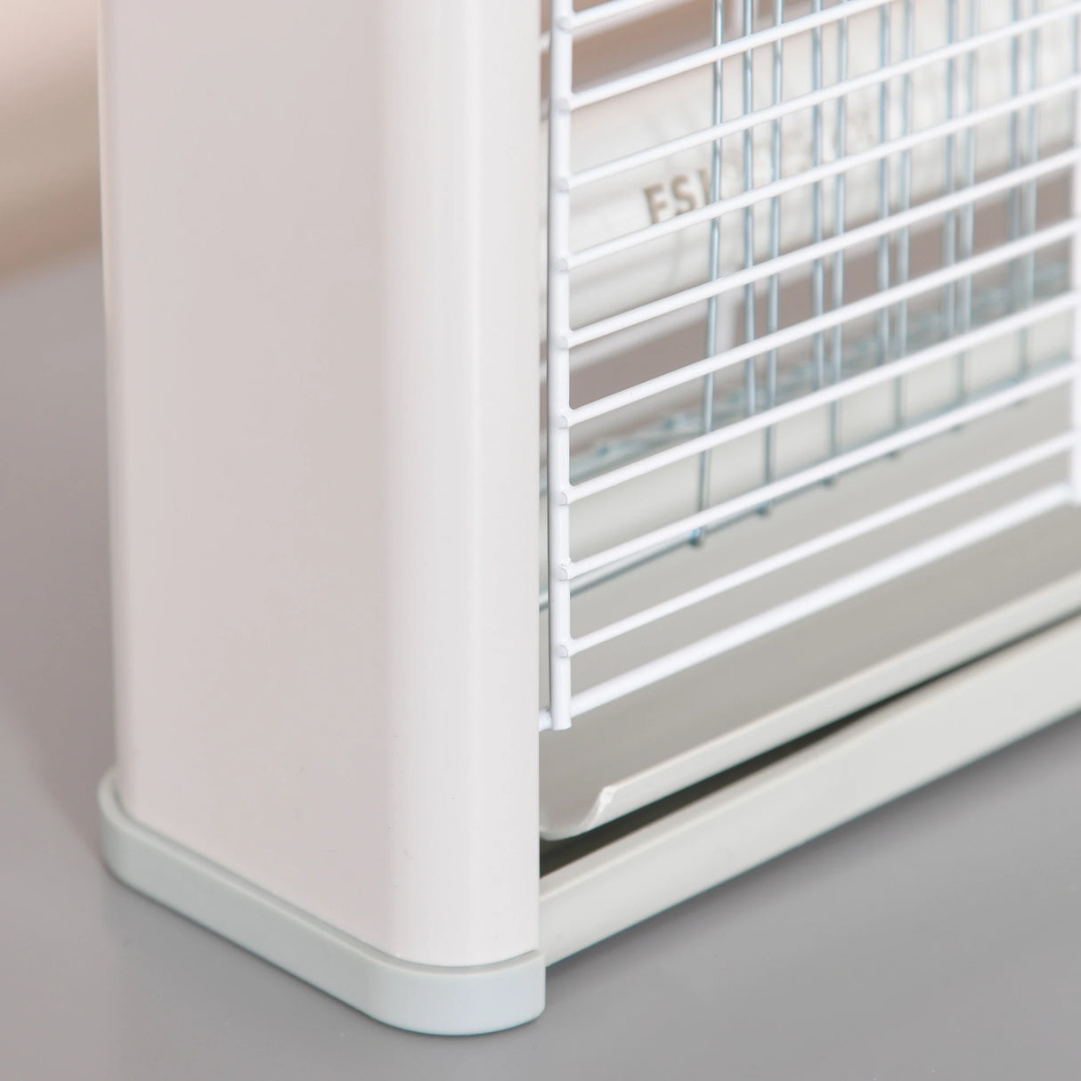 Outsunny Wall Hanging Bug Zapper, 30W Electric Fly Zapper Mosquito Killer, 60 Coverage Insect Killer, Indoor Outdoor Use, Grey