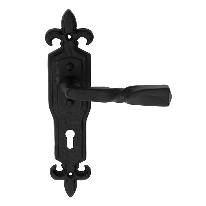 BARLEY TWIST LEVER ON GOTHIC STYLE BACKPLATE - LOCK 57MM C/C - BLACK ANTIQUE - 222 x 50 mm - PAIR