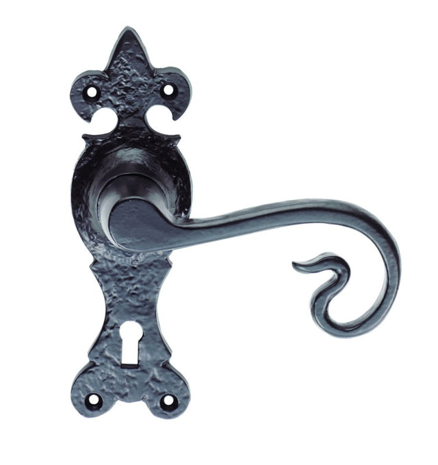 CURLY TAIL LEVER ON BACKPLATE - LOCK  57MM C/C - BLACK ANTIQUE - 170 x 52 - PAIR