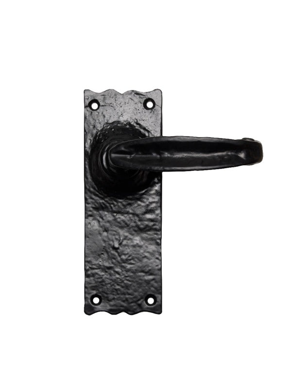 TRADITIONAL V LEVER ON BACKPLATE - LATCH - BLACK ANTIQUE - 152mm x 55mm - PAIR