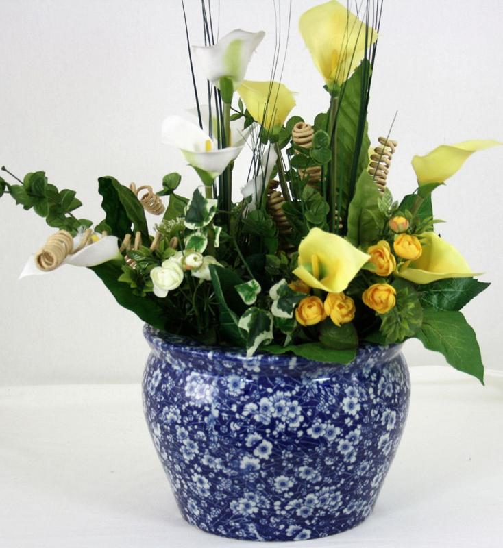 Ceramic Planter, Vintage Blue & White Daisies Design