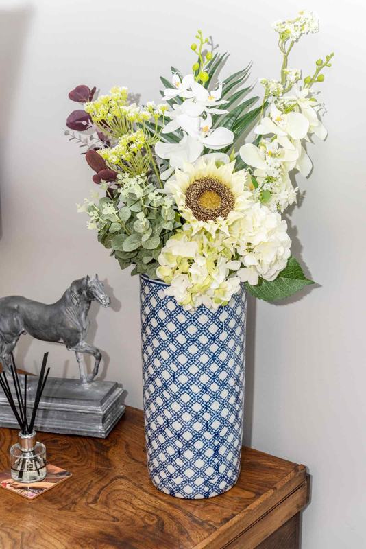 Daisy Chain Blue & White Floral Umbrella Stand