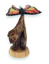 SINGLE MONARCH BUTTERFLY ON DRIFTWOOD 12cm H