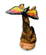 SINGLE MONARCH BUTTERFLY ON DRIFTWOOD 12cm H
