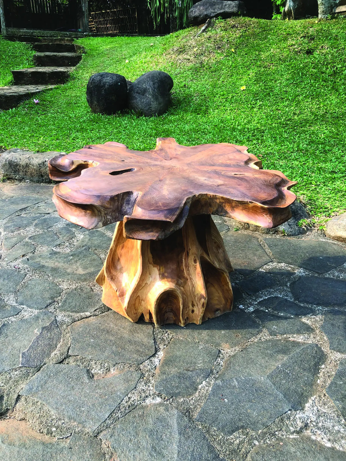 LOMBOK COFFEE TABLE 1 LEG